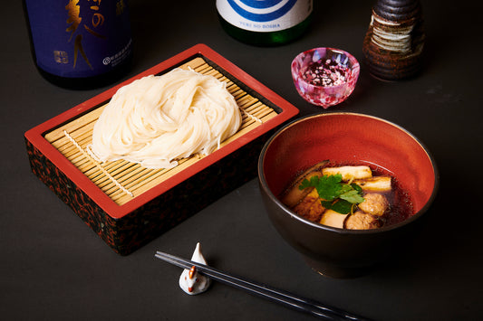 稲庭饂飩比内地鶏つけ麺、秋田比内地鶏炊き込みごはんセットの販売開始しました!